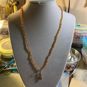 Stretch necklace